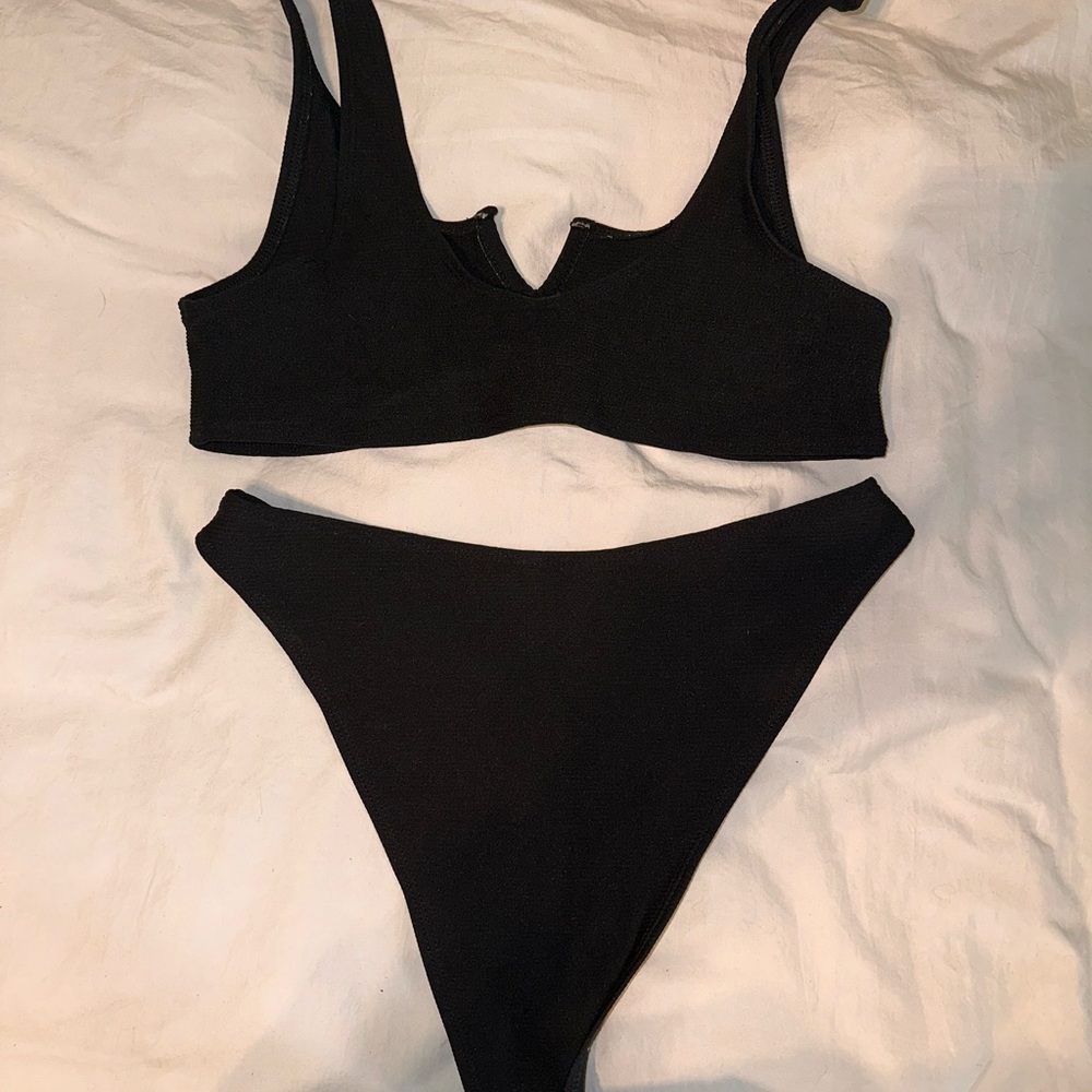 Aurelle bikini